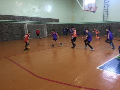 Соревнования по мини- футболу среди юношеских команд